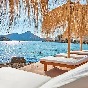 Universal Aquamarin **** Sant Elm